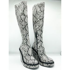 NEW Steve Madden Vegan Leather Snakeskin Platform Knee High Heeled Boots